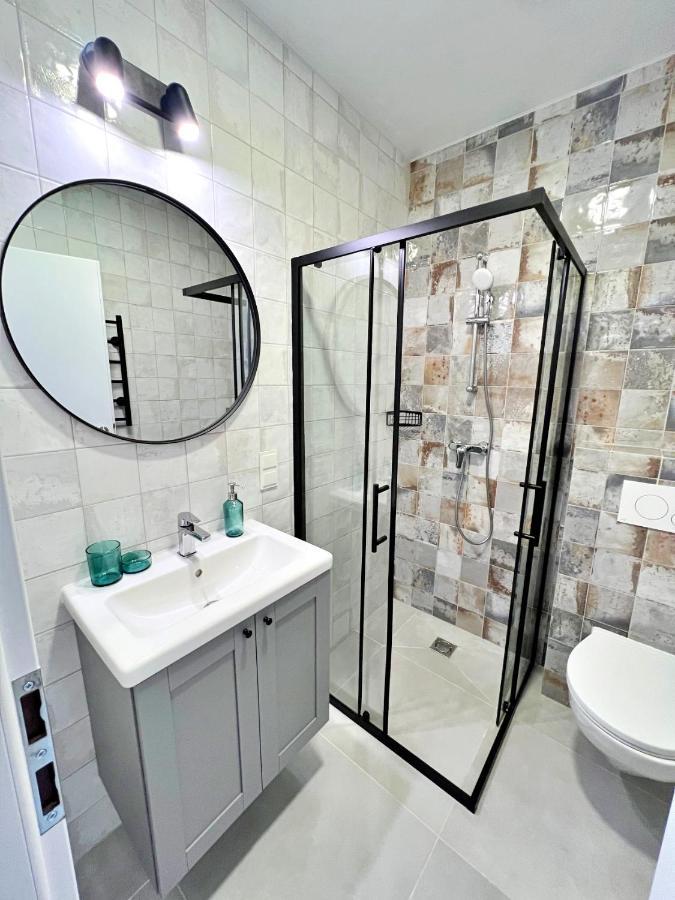 Clinic Studio Apartments By Hostlovers Kaunas Exterior foto